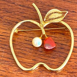 Vintage 70s BIG Apple Broach with Polished Cornelian Agate Glass Pearl